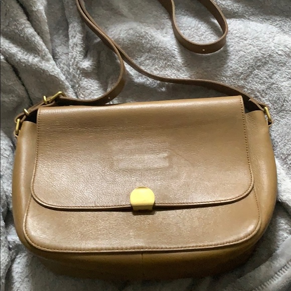 madewell the abroad shoulder bag